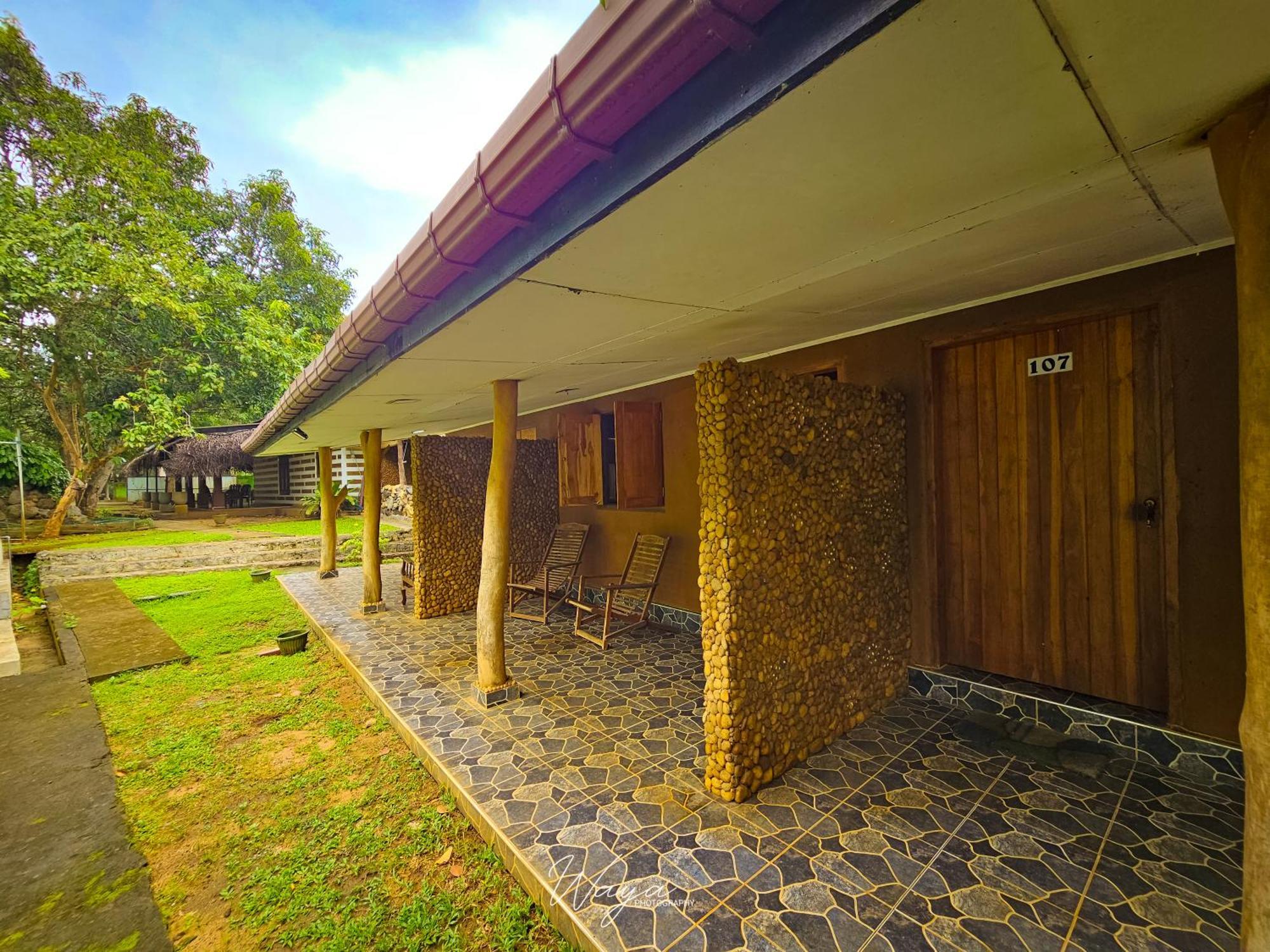 Elephant Paradise Safari Bungalow Udawalawe Exterior foto